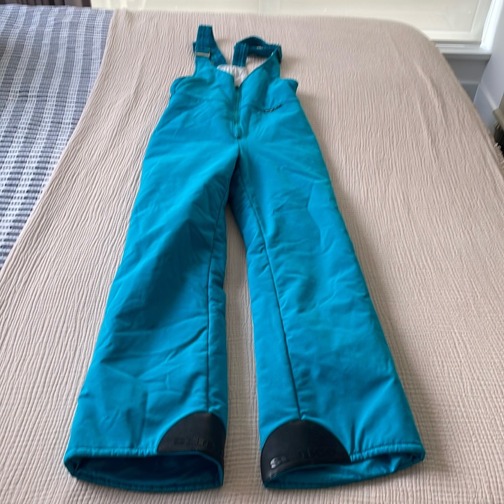 Perfectt condition ultra vintage SUNICE bibbed snow suit. Size small
